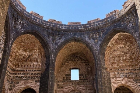 UÇAKLI MARDİN HASANKEYF DİYARBAKIR TURU 2 GECE