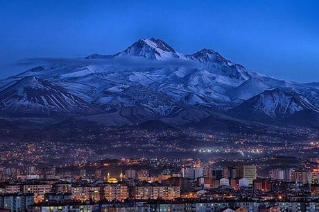 İZMİR ÇIKIŞLI UÇAKLI VANDAN GAPA YOLCULUK TURU 5 GECE