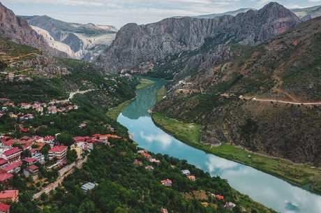 İZMİR ÇIKIŞLI UÇAKLI VANDAN GAPA YOLCULUK TURU 5 GECE